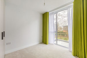 Photo 22- click for photo gallery